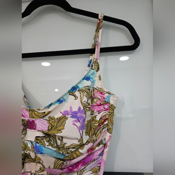 Designer MARYAN MELHORN Gathered Floral One-Piece Swimsuit - Picture 4 of 15